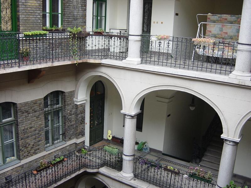 Ringavenue Apartments Budapest Exterior photo